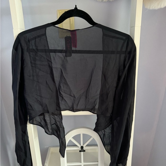 La SENZA sheer mesh tie up top - Picture 3 of 4